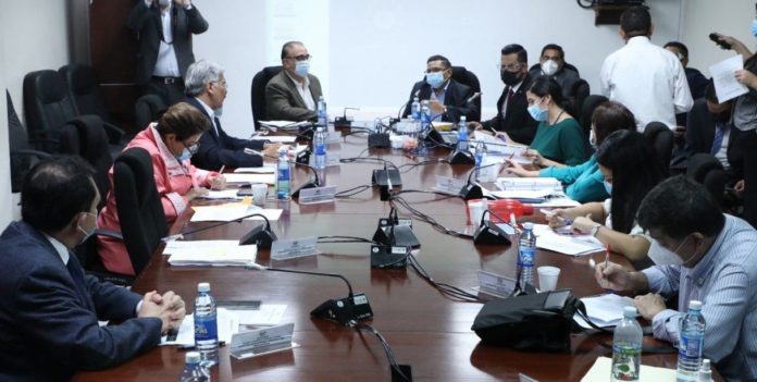 comisión de hacienda