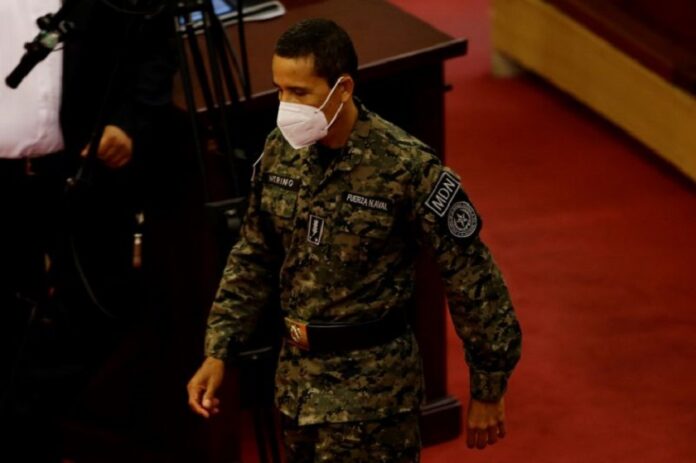 Parlamento salvadoreño pone en duda el respeto del Ejército a la Constitución