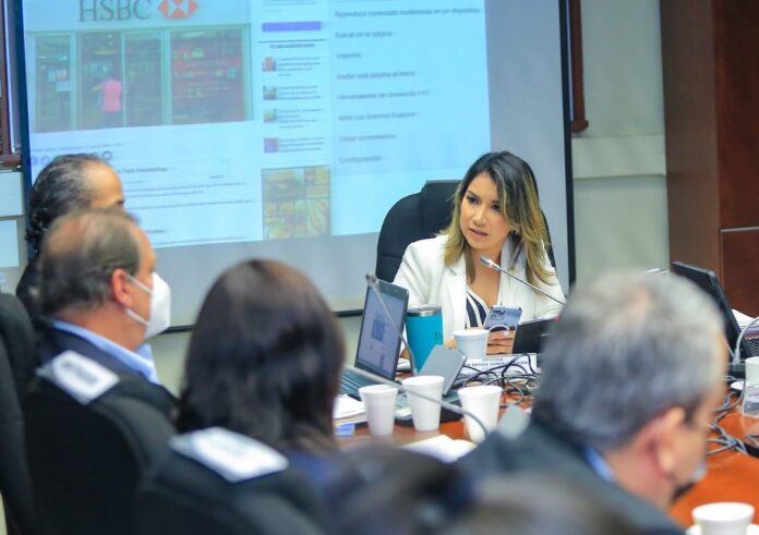 comisión financiera