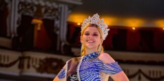 Coronan a la nueva reina de las Fiestas Agostinas