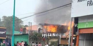 Menor de edad muere en incendio ocurrido en un restaurante de Juayúa