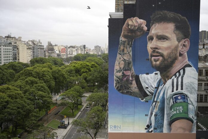FBL-ARG-WC-ART-MURAL-ANNIVERSARY
