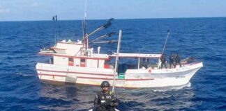 Capturan a barco pesquero que transportaba 1 tonelada de droga