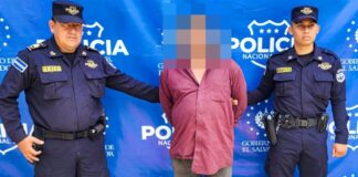 Capturan a persona que amenazó con un corvo a motorista de un microbús