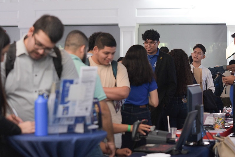 NAUFEST 2025 conectó a más de 3,000 jóvenes salvadoreños con oportunidades reales de empleo