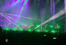 Beto Cuevas ofreció una noche acústica llena de nostalgia en El Salvador