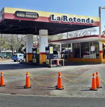 El sector privado en Cuba recibe ya combustible importado pese al asedio petrolero de EEUU