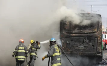 La violencia recorre México tras la muerte de El Mencho en operativo con ayuda de EE.UU.