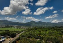 Pronostican calor, nubosidad y lluvias aisladas para este martes en El Salvador