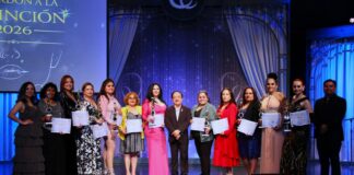 Liderazgo y resiliencia femenina brillan en Los Ángeles durante conmemoración del Día Internacional de la Mujer