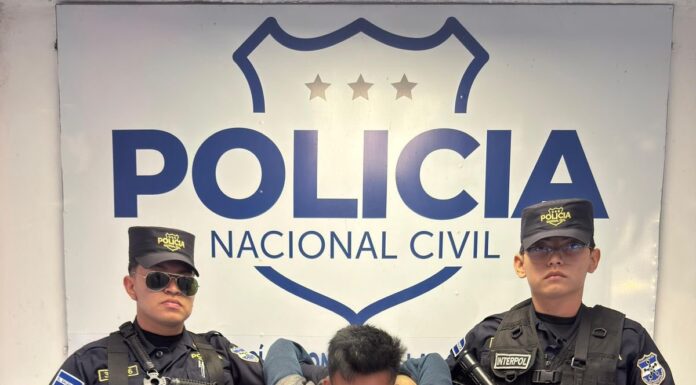 Guatemala entrega a presunto pandillero de la MS13 en frontera Las Chinamas