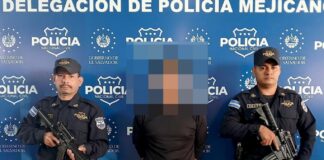 Capturan a joven con droga dentro de un vehículo en Mejicanos