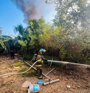 Sofocan incendio en vivienda de colonia 15 de Septiembre, San Miguel