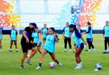 Eric Acuña: “Tenemos que ir a buscar el partido para avanzar a la siguiente fase”