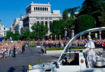 Más de un millón de fieles acuden a misa del papa en Madrid
