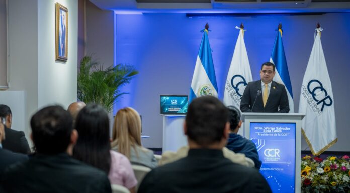 Corte de Cuentas moderniza la notificación con la actualización de datos de servidores públicos