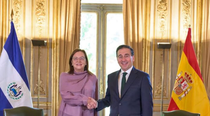 Cancilleres de El Salvador y España fortalecen agenda bilateral y cooperación