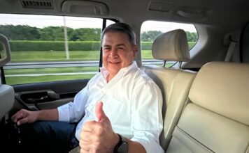 Expresidente Hernández regresa a Honduras indultado por Trump de narcotráfico