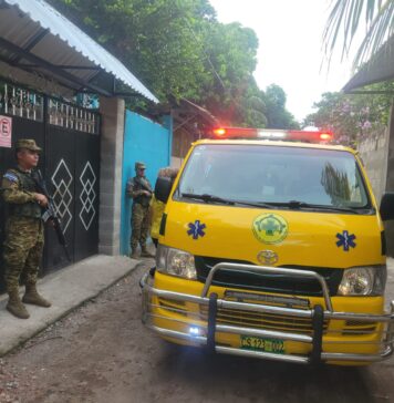 Hombre es trasladado al Hospital Santa Teresa por posible intoxicación en La Paz Centro