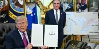 Apple podría cambiar el nombre del lago Ontario por «lago América» tras hablar con Trump