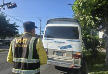 Multan a conductor de la ruta 6-A tras caída de una pasajera