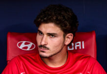 El Atleti, “convencido” de que Julián “comprenderá la decisión” de no traspasarlo al Barça