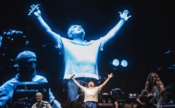 Jorge Drexler conquista al público salvadoreño con una noche de música y momentos inolvidables