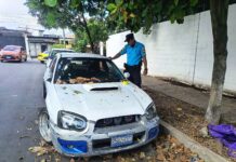 CAM San Salvador notifica a propietarios de vehículos abandonados en colonia San Ramón tras denuncia ciudadana