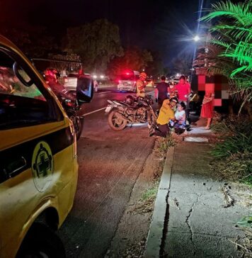 Motociclista atropella a dos personas en la Colonia San Judas, Quezaltepeque