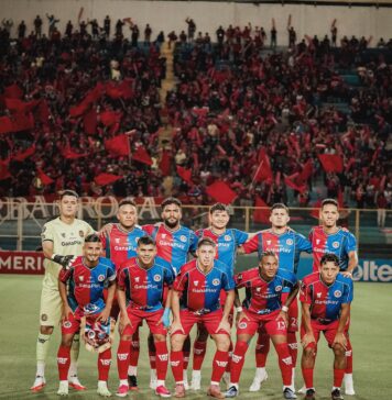 Plantilla de C.D. FAS denuncian adeudo de dos meses de salario