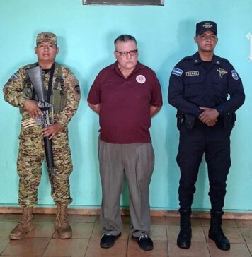 Capturan a adulto mayor que amenazó con un corvo a una familia en Sensuntepeque