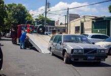 Alcaldía de San Salvador Este intensifica el plan “Vías Libres” con el retiro de vehículos abandonados en Soyapango