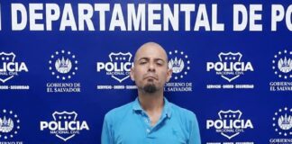 Detienen a conductor de una rastra con 295° de alcohol